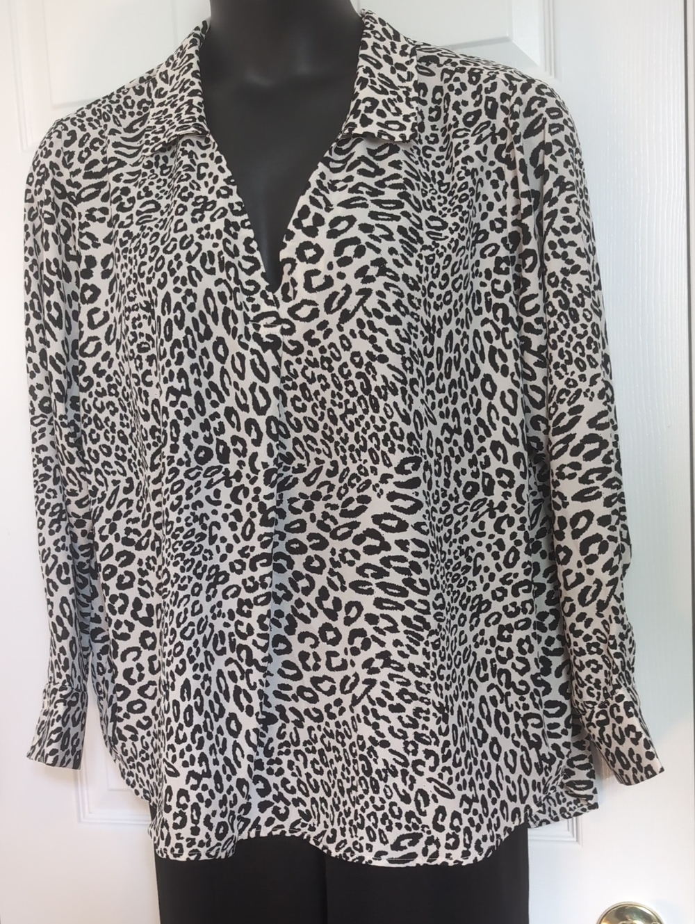 Wonderly Black and Cream Leopard V-Neck Blouse